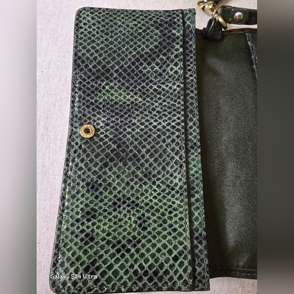 Coach Snakeskin/ Python Textured Wallet/ Wristlet In GUC - Picture 14 of 16